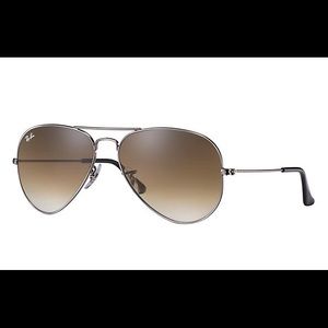 Ray Ban aviators (barely worn)